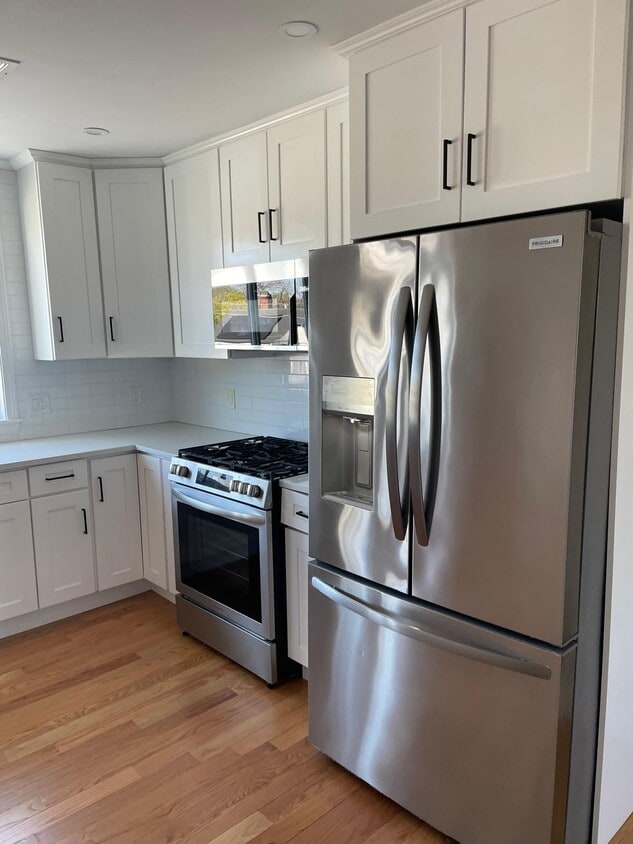 Photo - 94 Essex St (Lynn, MA)