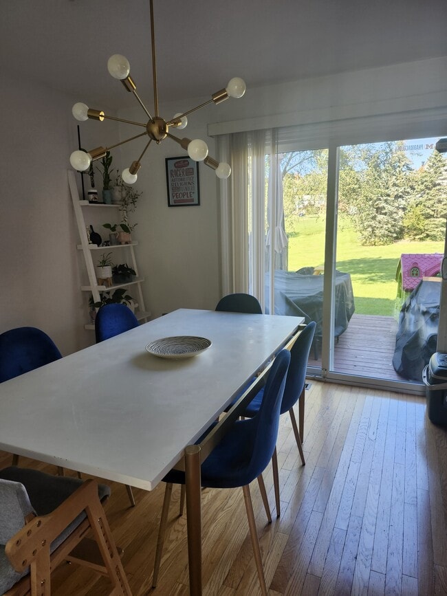 Photo - 3486 Burbank Dr