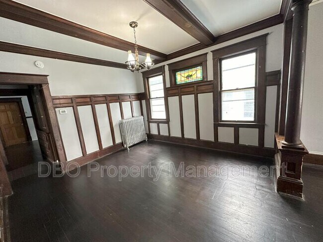 Photo - 825 Myrtle Ave