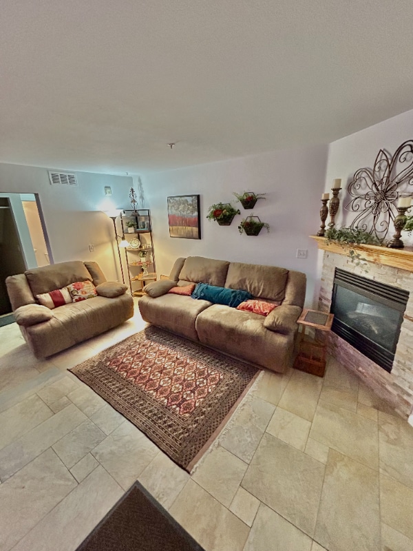 Photo - 2621 Rigden Pkwy