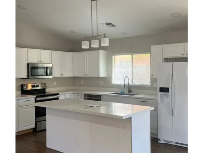 Photo - SINGLE LEVEL HOME