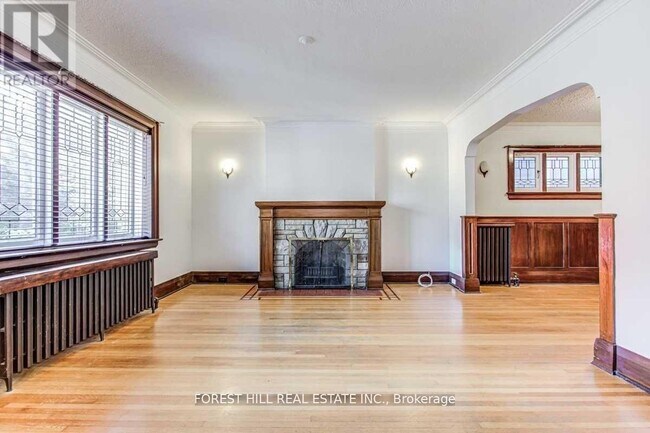 Photo - 138 Castlewood Rd