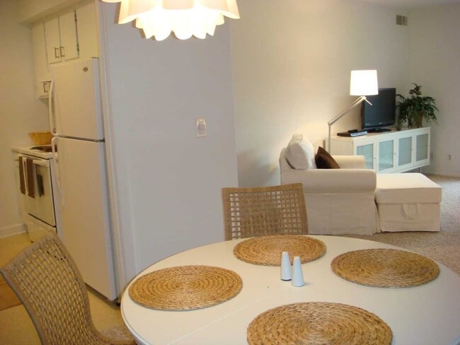 Photo - Grandin Properties -Hyde Park