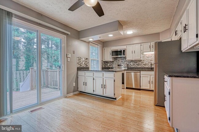 Photo - 507 Park Manor Cir
