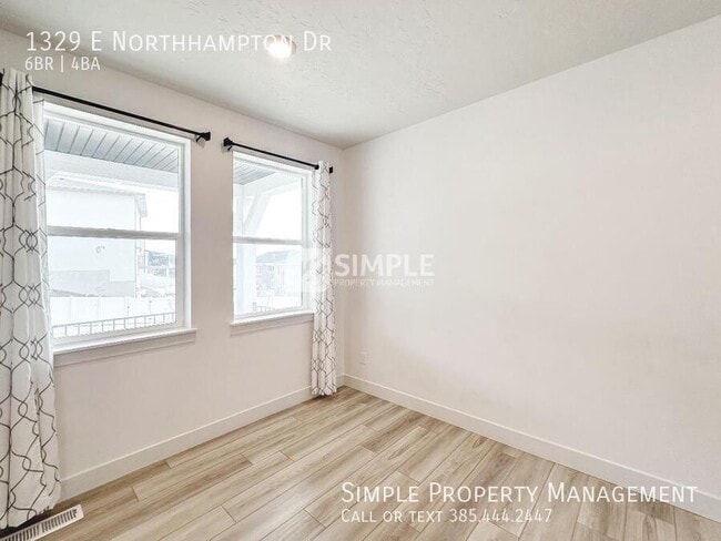 Photo - 1329 Northhampton Dr