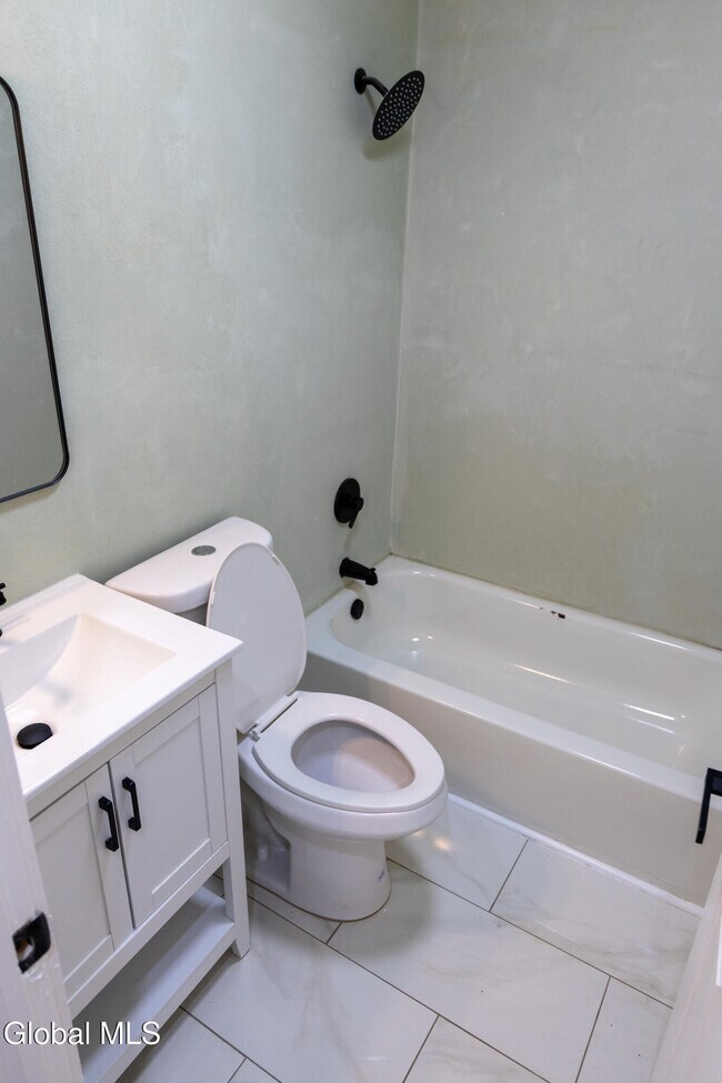 Photo - 11 Jefferson St Unit 2B