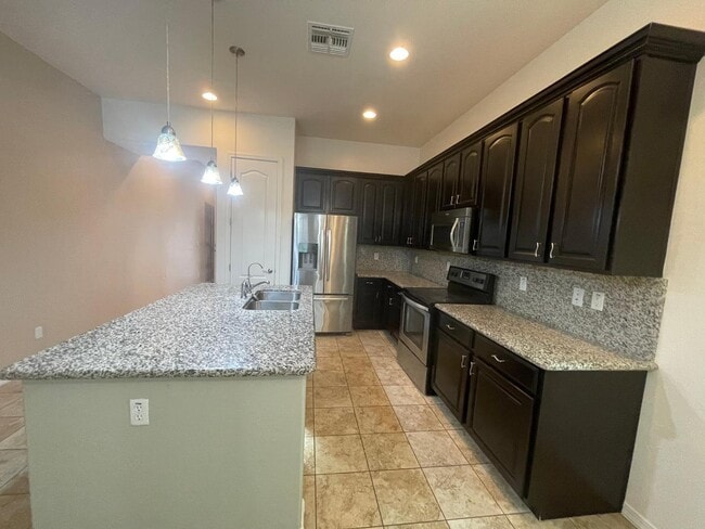 Photo - 1449 E Lovebird Ln