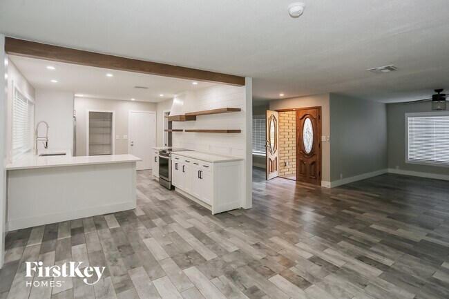 Photo - 4409 W Griswold Rd