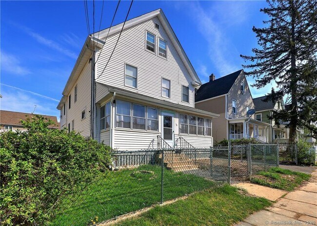 Photo - 54 Roosevelt St Unit 2nd Floor