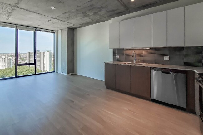 Photo - 2113 S Wabash Ave Rental