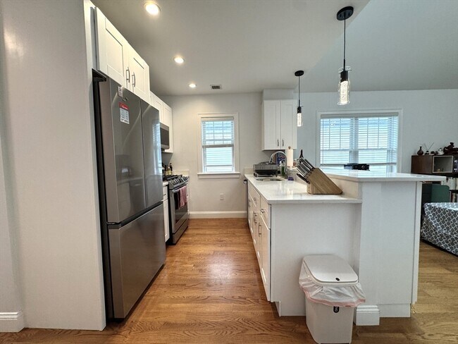 Photo - 63 Fairfax St Unit 2