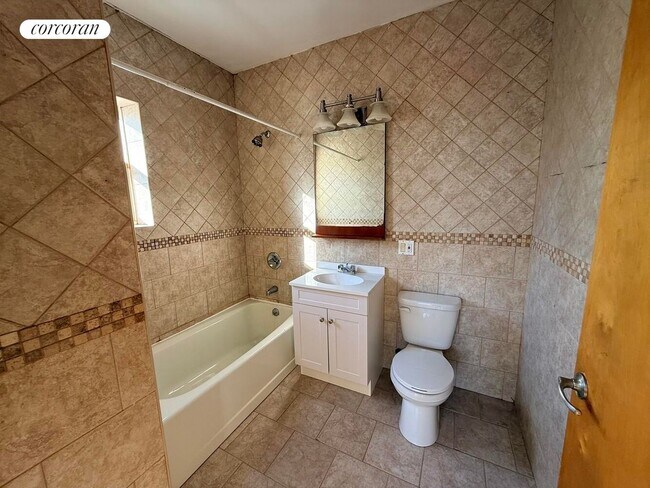 Photo - 467 Vanderbilt Avenue 3A