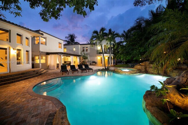 Photo - 1051 NE 89th St