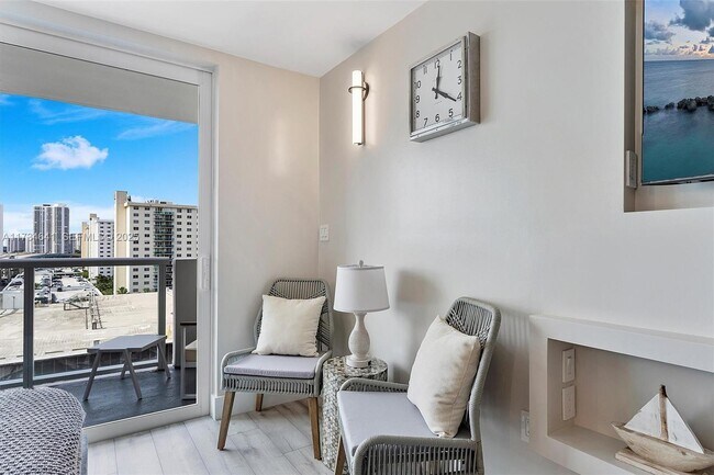 Photo - 19201 Collins Ave Unit 938