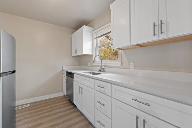 Photo - Close to UNR and Downtown!