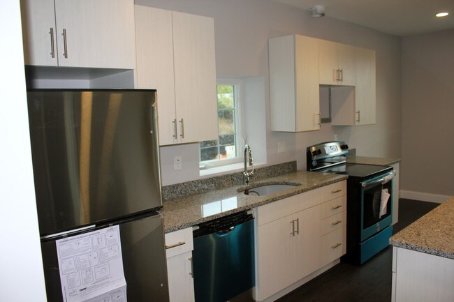 Cocina - Waltham Landing