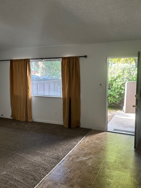 Photo - 304 N Riverside Dr