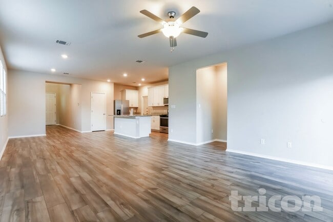 Photo - 3524 Stride Ln