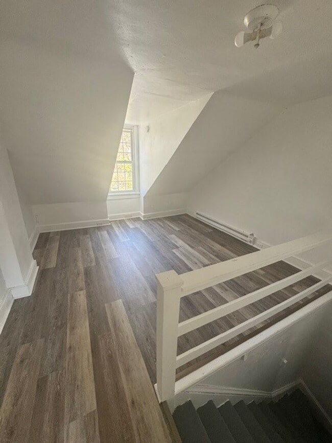 Photo - 4 bedroom 1 bathroom plus office