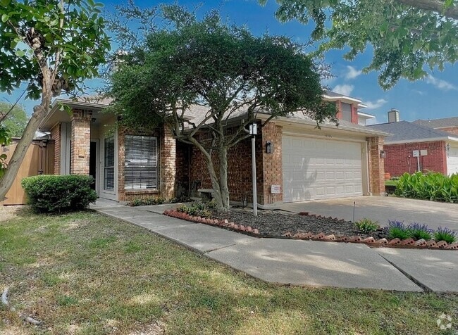 Building Photo - 6916 Moccasin Dr Rental