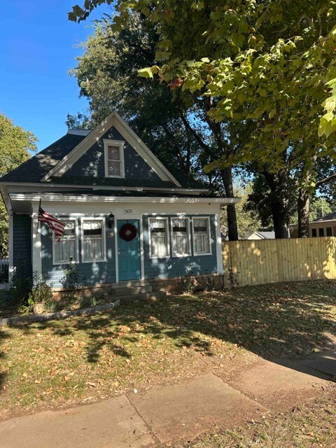 Photo - 501 E Grant Ave