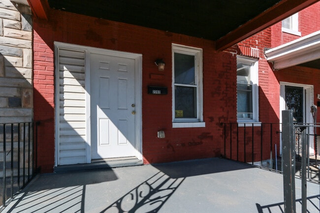 Photo - 2302 Cedley St