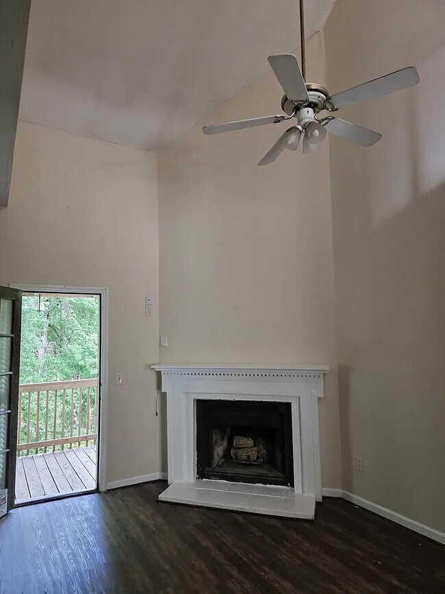 Photo - Room in Townhome on Carla Pl