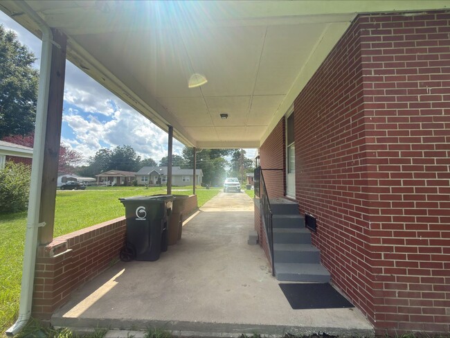 Photo - 1309 Ardmore Dr