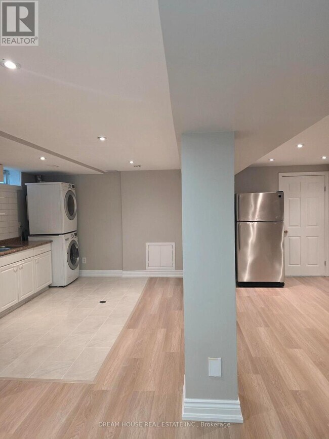 Photo - 1566 Marshcourt Dr