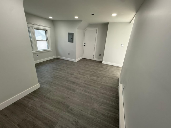 Photo - 160 Renner Ave Unit 3