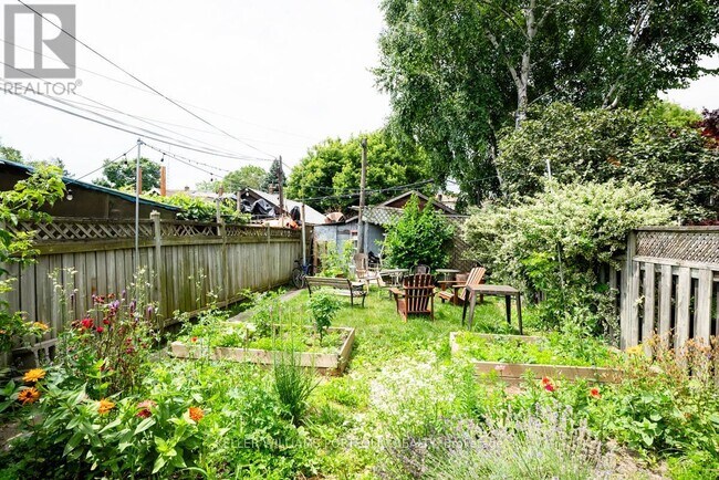 Photo - 184 Franklin Ave