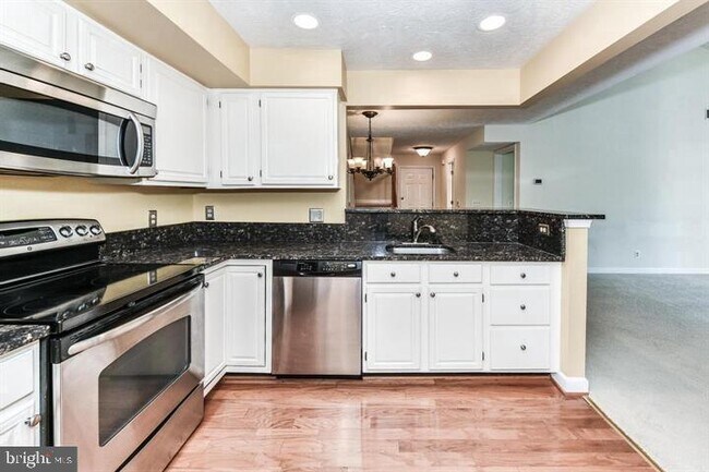 Photo - 12010 Ridge Knoll Dr Unit 604-B