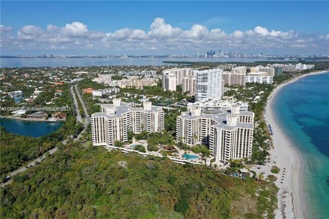 Photo - 1121 Crandon Blvd Unit 1121 Crandon Blvd  E108