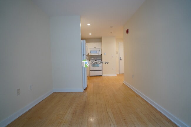 Photo - 40 Boylston St Unit 403