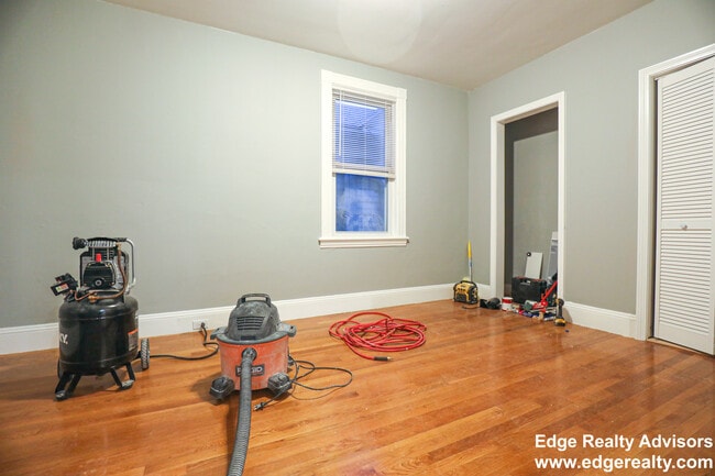 Photo - 24 Shannon St Unit 2