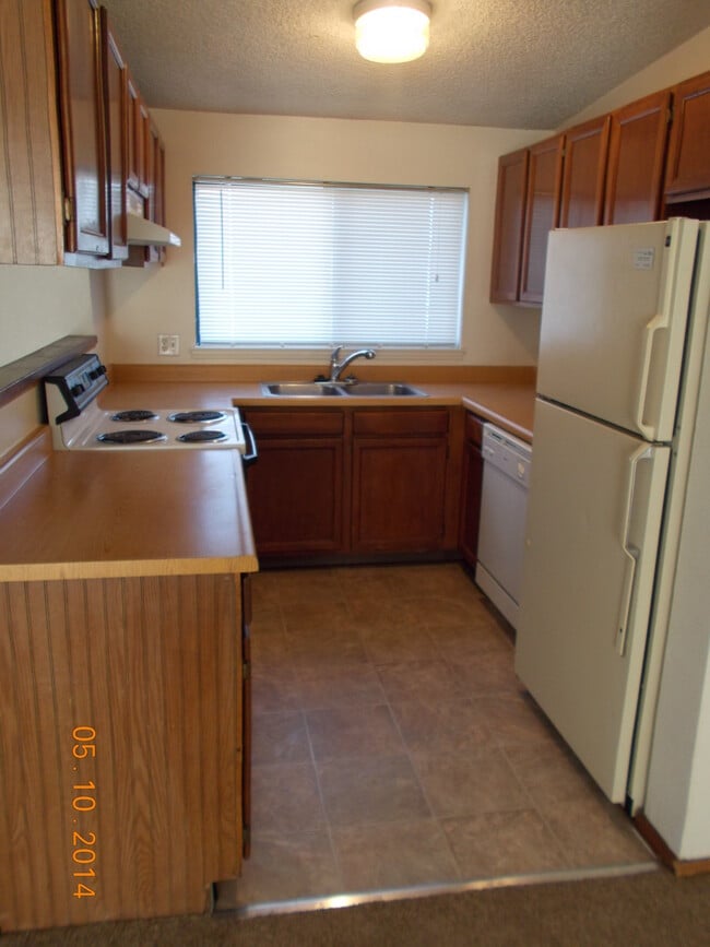 Photo - 6236 Pontiac St