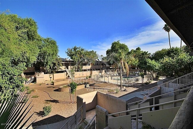 Photo - 810 E Colter St Unit Apt 14