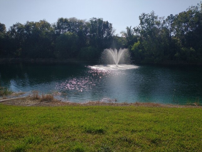 Building Photo - 4925 Sandra Bay Dr Unit BERMUDA PALMS 2-101