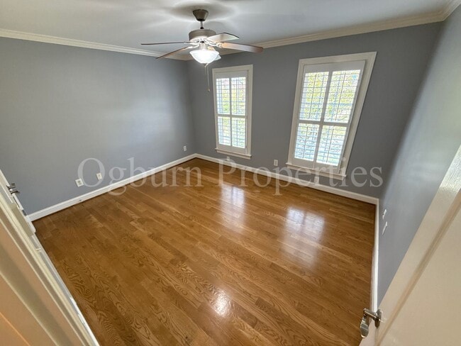 Photo - 4BR/2BA/2-0.5BA Custom Home in Greenbrier ...