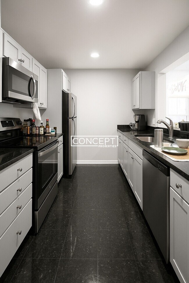 Photo - 1661 Washington St Unit 303