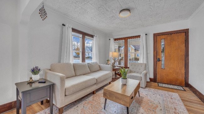 Photo - 715 N 14th St