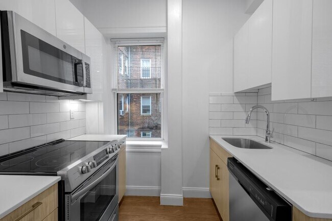 340997 - 15-19 Queensberry Street