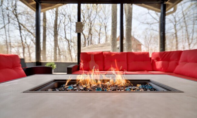 Photo - 163 Cambridge Ct