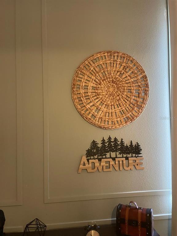 Photo - 734 Monroe Cir