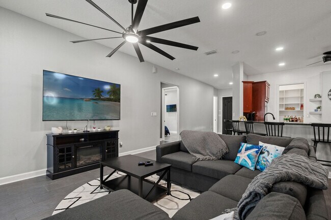 5685 109th Ave N Unit SI ID1638040P