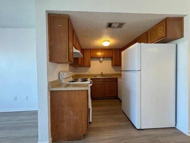1306 Monroe Loop Unit D