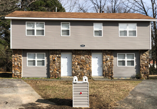 9405 Lew Cir Townhome - Townhome Rental in Little Rock AR | ForRent.com