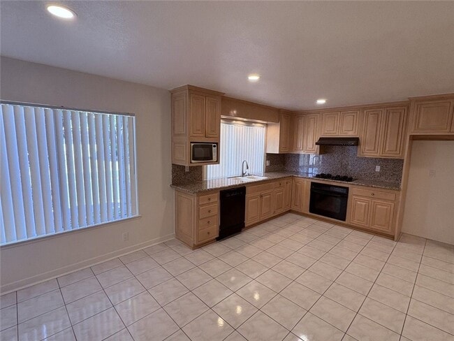 Photo - 3922 Ash St
