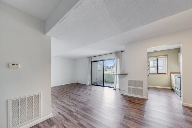 Photo - 2 bedroom 1 Bathroom Condo-