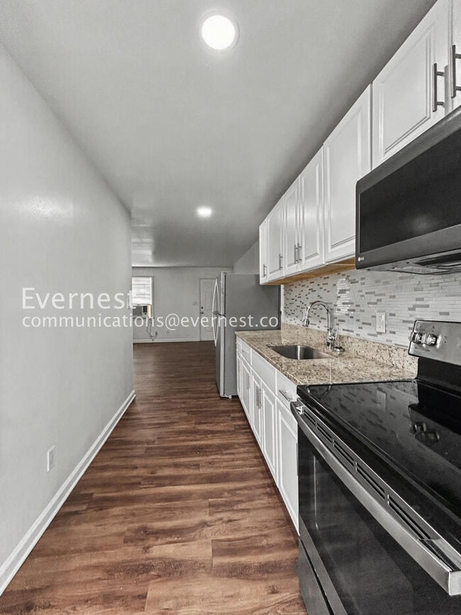 Photo - 4527 Glade Rd Unit 8